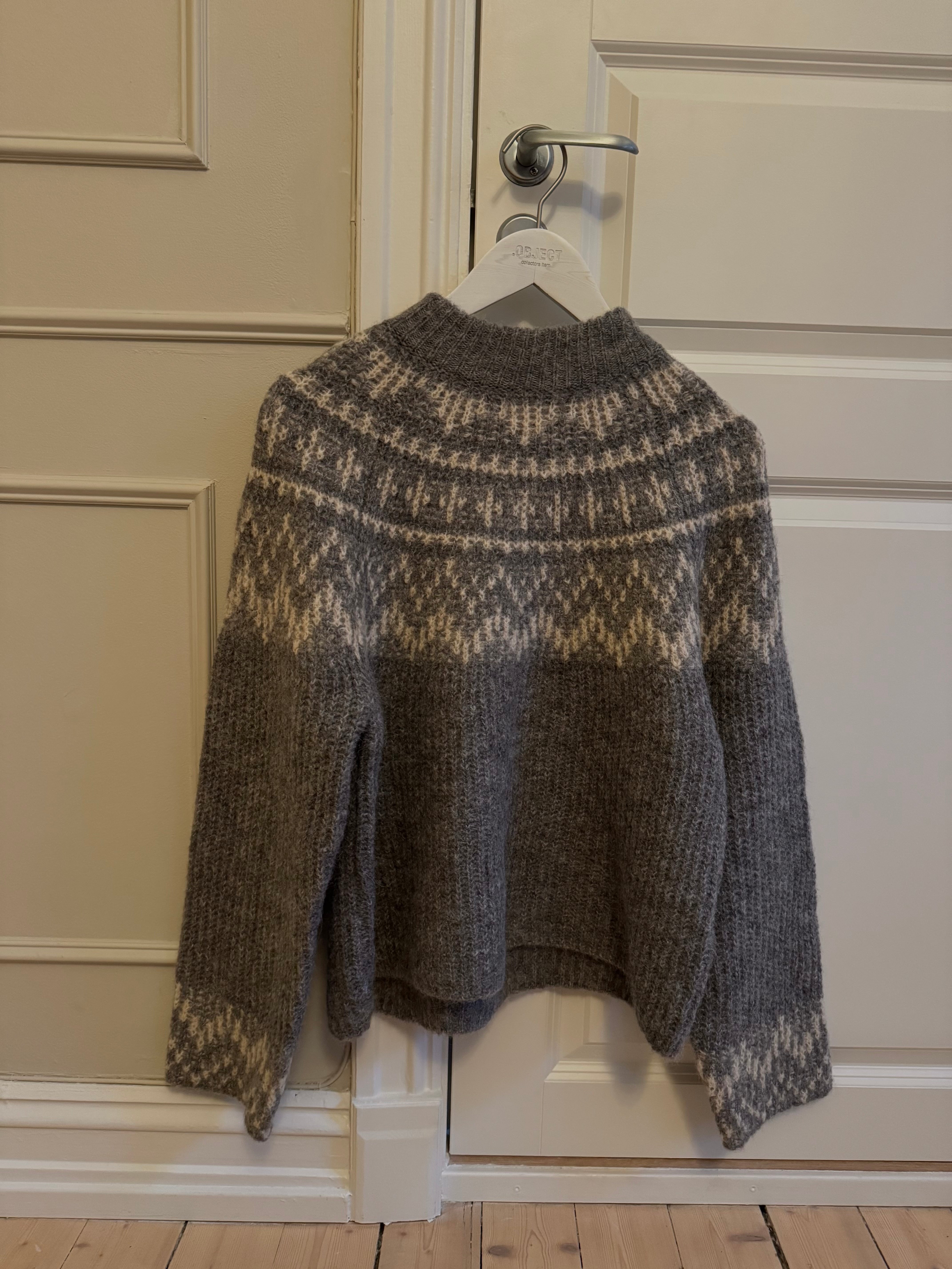 YASLIRI Pullover - Medium Grey Melange
